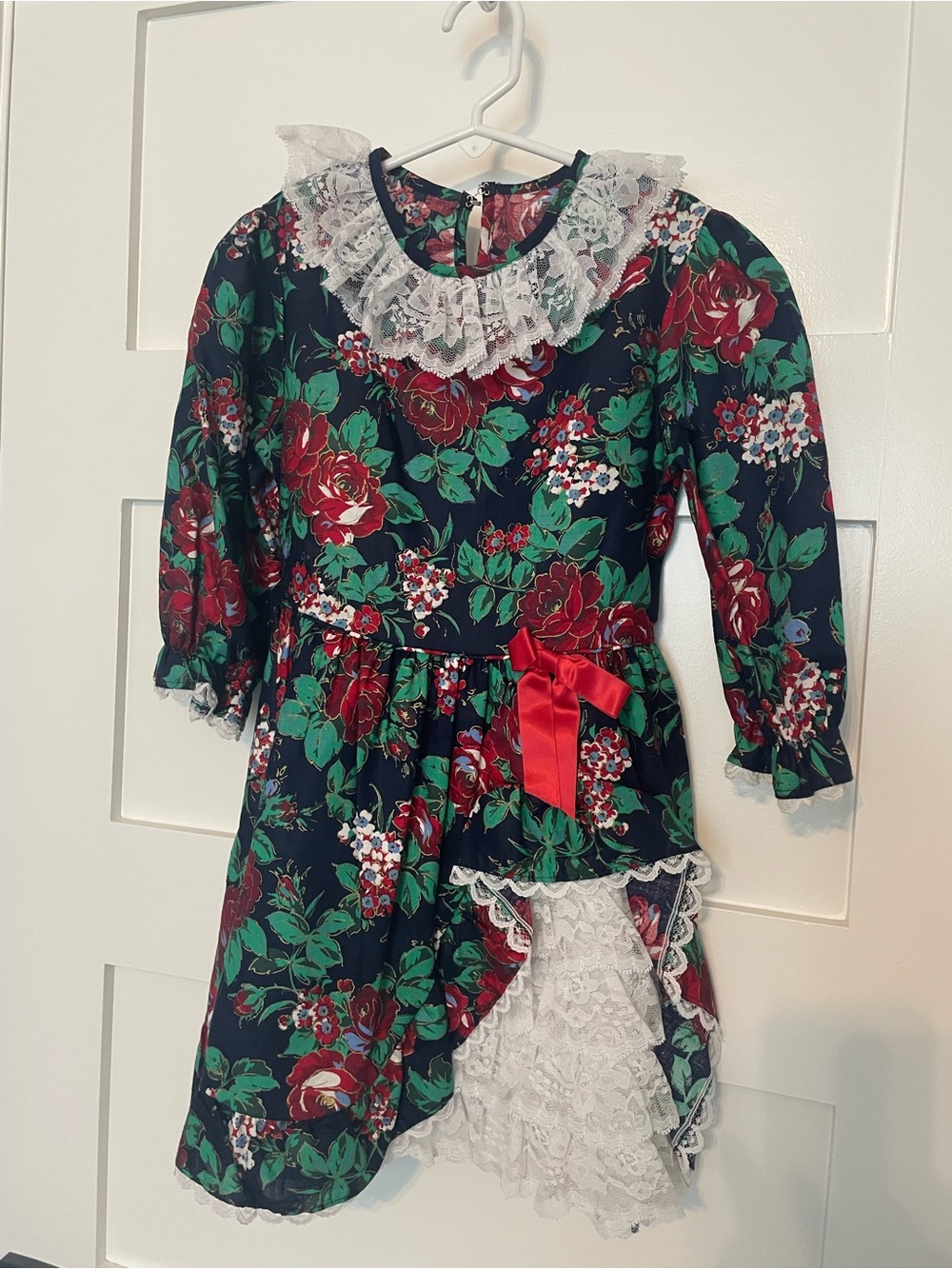 VINTAGE 90s Floral Lace-Trim Dress with Red Bow